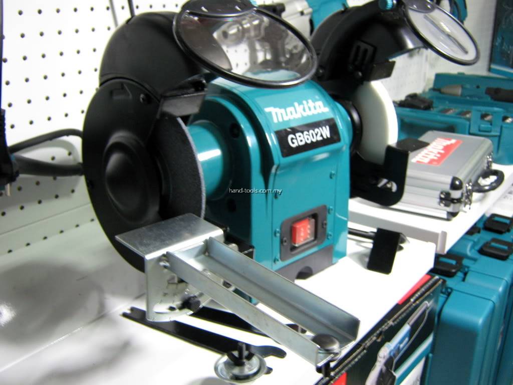 Makita Gb602 Bench Grinder 6 150mm 250w 2850rpm